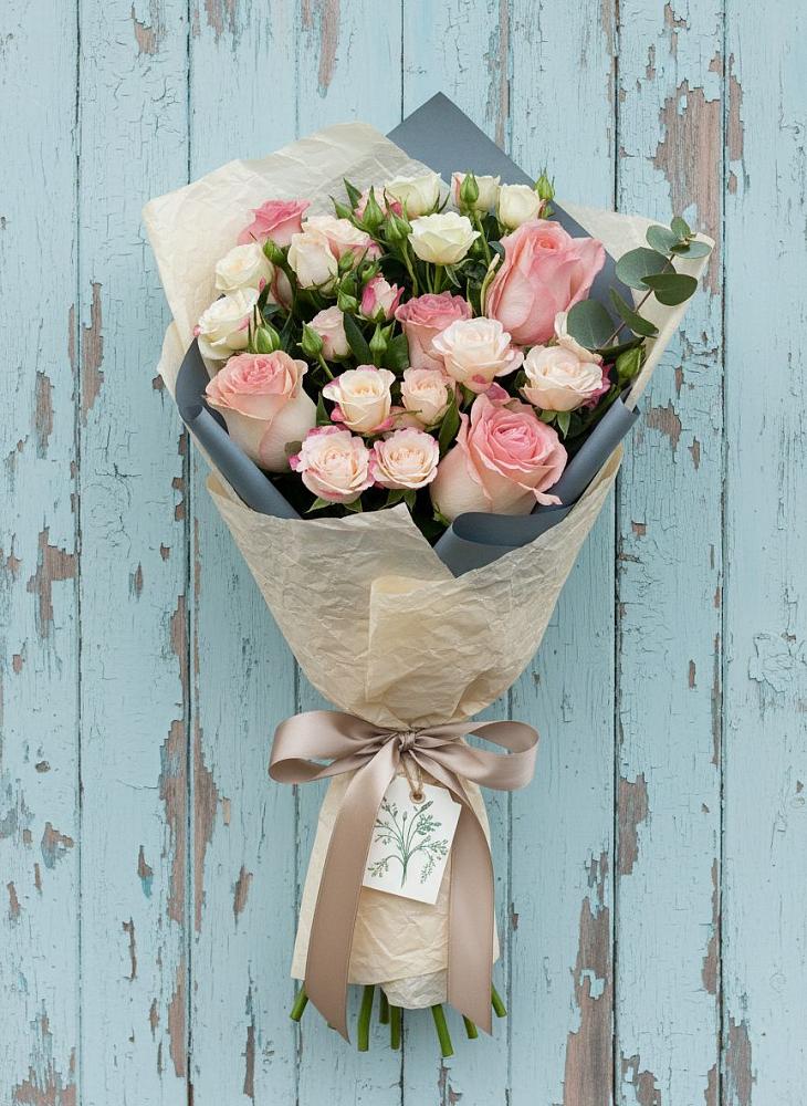 Букет цветов из: Розы в Сылва