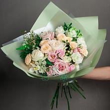 Букет цветов из:  Лизиантусы, Розы и Гвоздики #REPLACE_PRED# Сылва