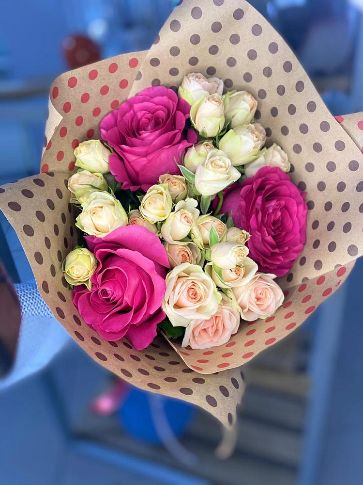 Букет цветов из: Розы в Сылва