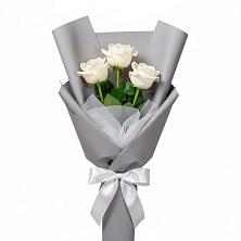 Букет 3 белые розы в Сылва
