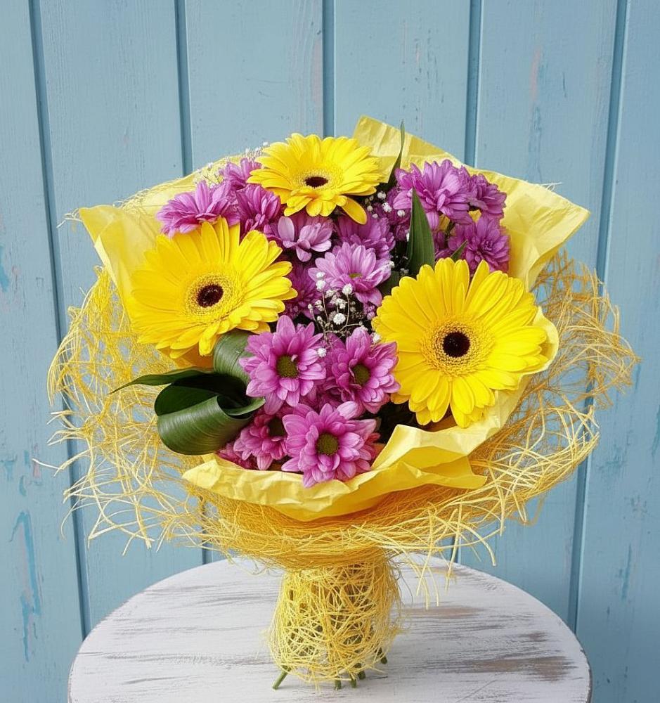 Букет цветов из: Хризантемы и Герберы в Сылва