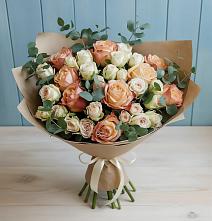 Букет цветов из:  Альстромерии и Розы в Сылва