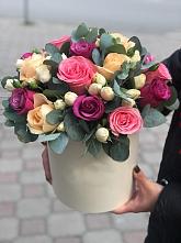 Цветочная композиция из Розы в шляпной коробке #REPLACE_PRED# Сылва