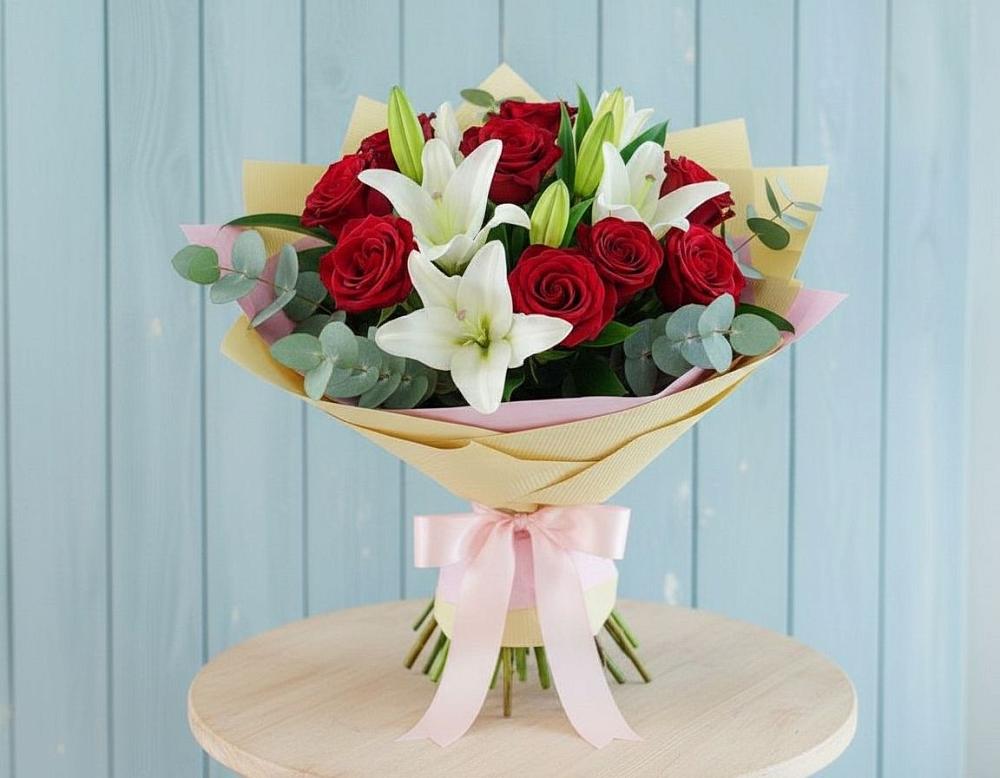 Букет цветов из: Лилии и Розы в Сылва